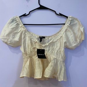 Forever 21 Women’s Rushed Puff Sleeve Blouse. Cream/Tan. NEW WITH TAGS. Small.